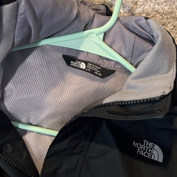 North Face, Girls - Picture 3 of 3